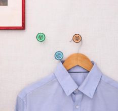 Multicolor Wheel Iron Wall Hooks-3 Pieces