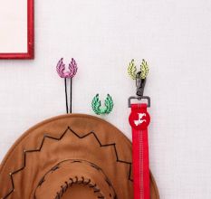 Multicolor Angel Wings Iron Wall Hooks-3 Pieces