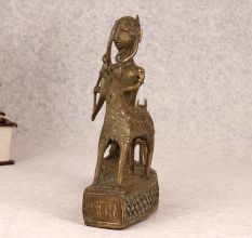 Finest Brass Tribal Art Hunting Figure Statue for Decoration