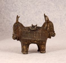 Vintage Finest Brass Bull Ashtray in Tribal Art for Decor