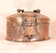 Islamic Art Engraved Jewelry Box in Vintage Finish from Hyderabad