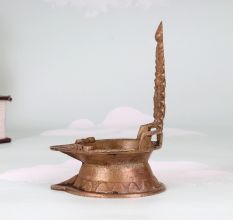 High-Quality Brass Gaja Lakshmi Oil Lamp for Home Decoration