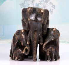 Handmade Vintage Brass Statue of Elephant Family for Decoration