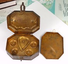Indian Plain Brown Brass Paan Daan Box for Home Decoration