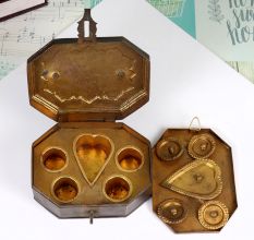 Indian Plain Brown Brass Paan Daan Box for Home Decoration