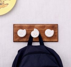 White Shell Flat Ceramic Wooden Wall Hook