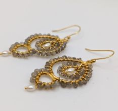 Labradorite & Pearl dangle Earring, Gemstone Brass jewelry, 22k gold plated