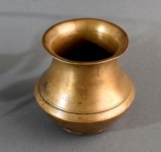 Holy Brass Water Pot for Indoor Flower Decoration