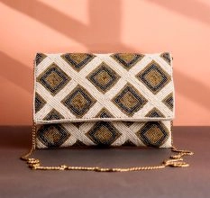 Luxury Geometric Beaded Clutch with Gold Chain – Ivory, Gold & Black Diamond Pattern