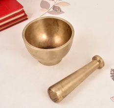 Vintage Decorative Brass Pestle and Mortar for Vintage Decor