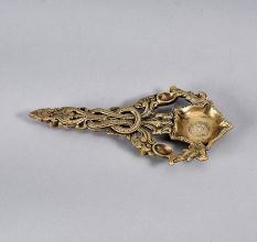 Handmade Indian Vintage Brass Aarti Lamp for Prayer Room