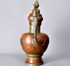Engraved Beautiful Copper and White Metal Kettle for Decoration