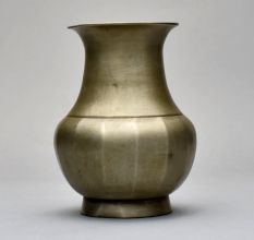 Beautiful Brass Sturdy Holy Water Pot for Home Decoration