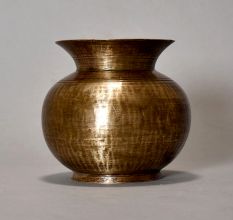 A Pure Brass of Holy Water Pot With Dotted Lines Design