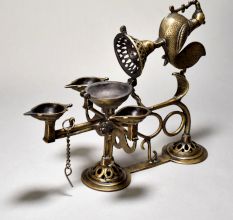 Big Arti Lamp With Having Peacock Of Brass Material