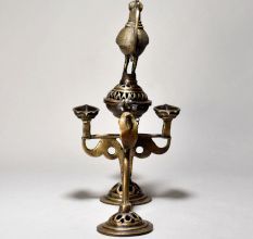 Big Arti Lamp With Having Peacock Of Brass Material