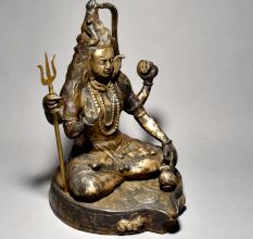 Sitting Lord Shiva On Yoni Stand In Himalayan Art