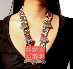 Black And Red Mirror Long Necklace