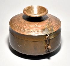 Vintage Jewelry Box Use For Silver In Brass Material