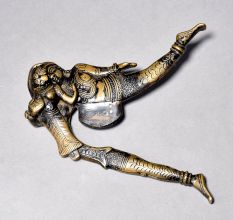 Handcrafted Vintage Nut Cutter with Couple Design