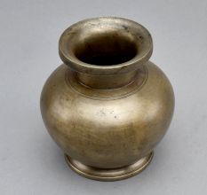 Antique Bell Metal Water Pot for Decor