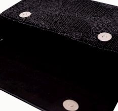 Luxury Handmade Beaded Shoulder Bag – Black Geometric Pattern
