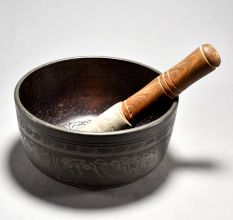 Ganesha Carved Tibetan Singing Om Bowl with Wooden Striker