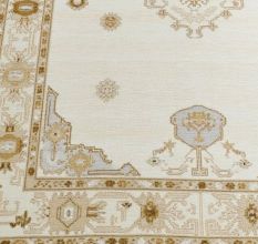 Light Ivory Oushak Wool Rug