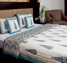 Elegant Leaf Block Quilt