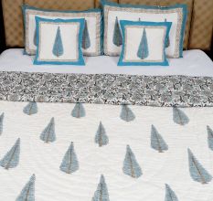 Elegant Leaf Block Quilt