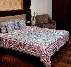 Mint Rose Cotton Quilt