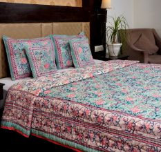 Mint Rose Cotton Quilt