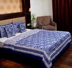 Blue Harmony Cotton Quilt