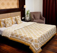 Amber Bloom Cotton Quilt