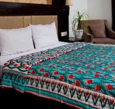 Crimson Leaf Cotton Quilt