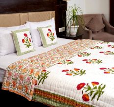 Royal Tulip Cotton Quilt
