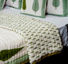 Botanic Charm Cotton Quilt