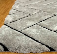 Modern Sliver Geometric Hall Mat