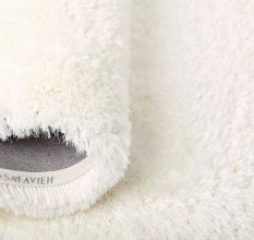 Handwoven White Shaggy Rug