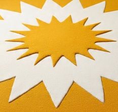 Handtufted Sunny Rayburst Play Rug