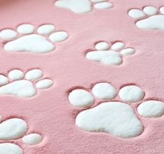 Handtufted Pink Pawprint Play Rug