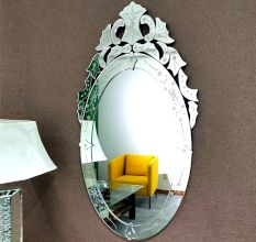 Grand Crest Oval Mirror