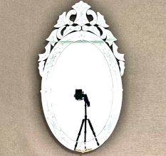Grand Crest Oval Mirror