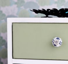 Grey Leaf Ceramic Knob (1)