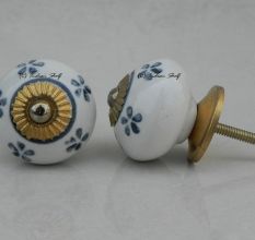 Tiny Floral Grey Knob (1)