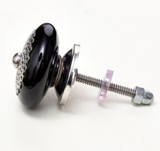 Black Strewn Flat Knob