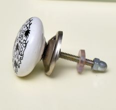 Black Floral Flat Knob