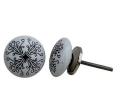 Black Leaf Flat Knob