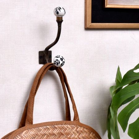 Black Leaf Iron Hook- EHG-50