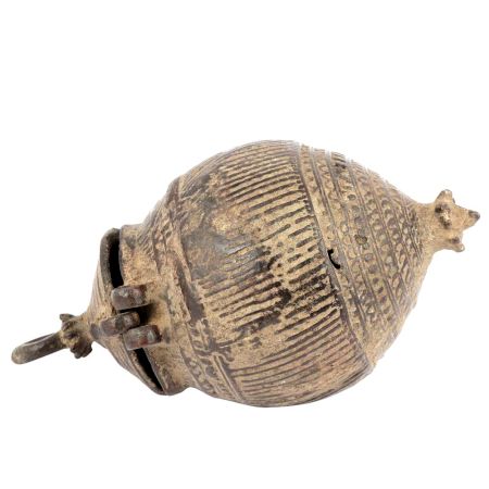 Bronze Chuna Daani